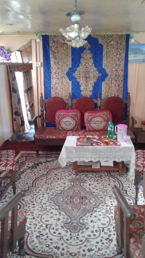 Srīnagar Houseboat Dunhill Bed & Breakfast エクステリア 写真