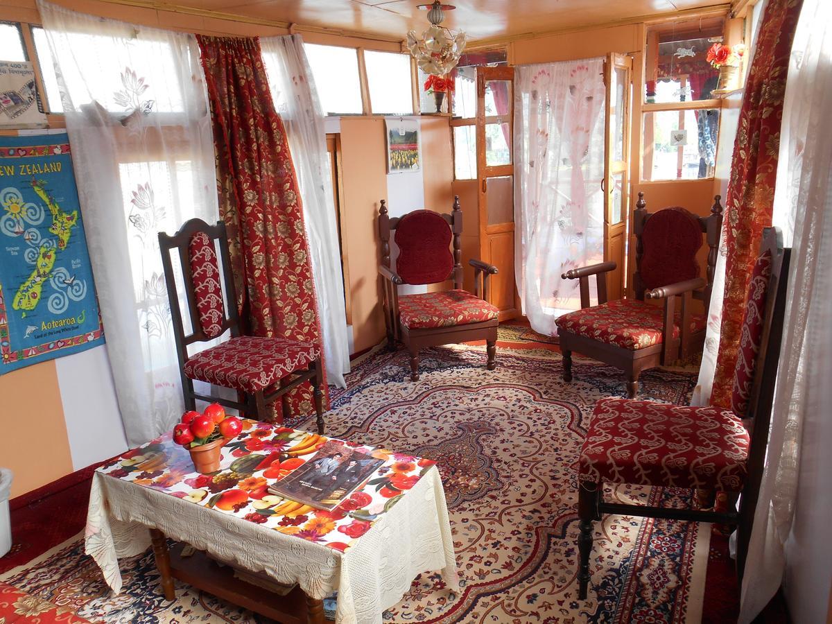 Srīnagar Houseboat Dunhill Bed & Breakfast エクステリア 写真